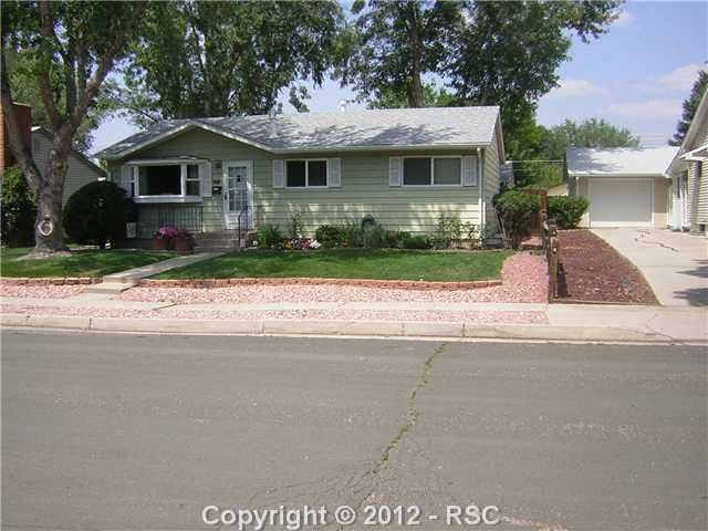 2406 E Caramillo St, Colorado Springs, CO 80909