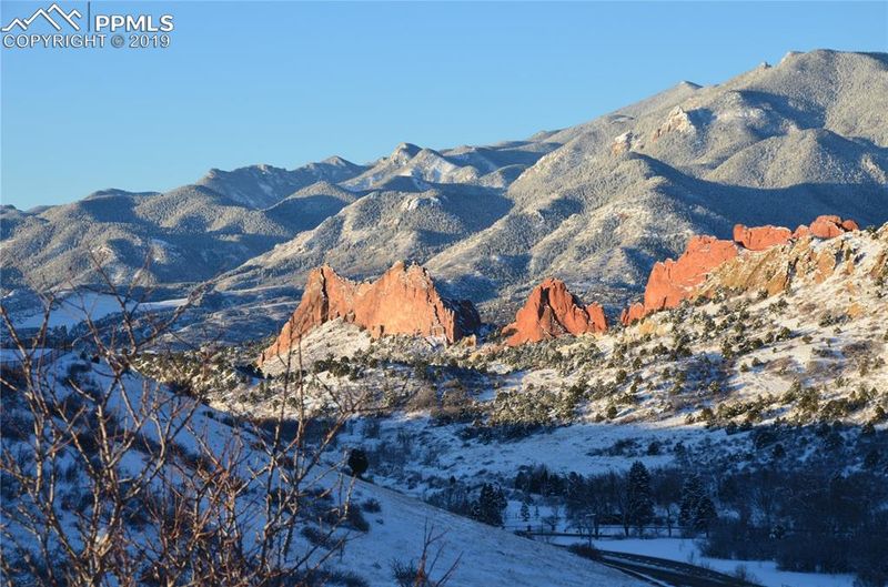 2409 Lyons View Point, Colorado Springs, CO 80904