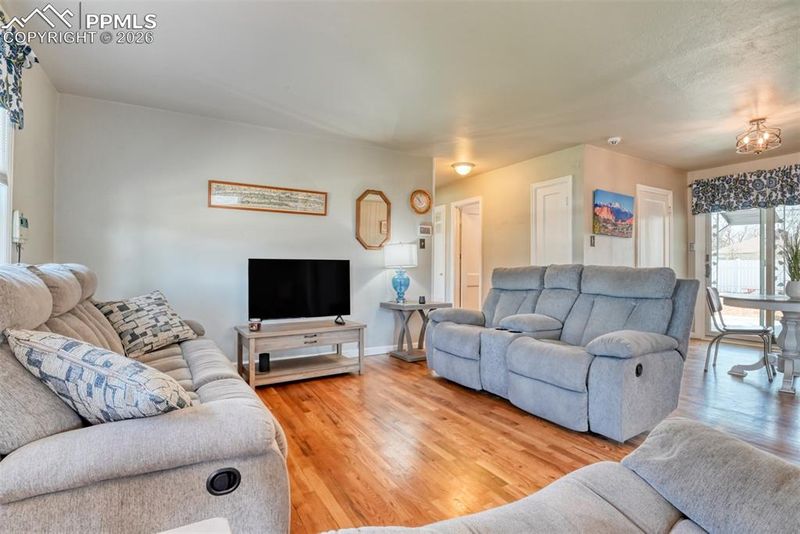 2409 N Wahsatch Ave, Colorado Springs, CO 80907