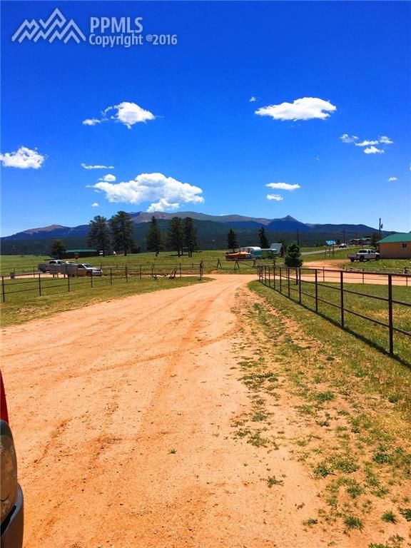 241 Grandview Ln, Divide, CO 80814