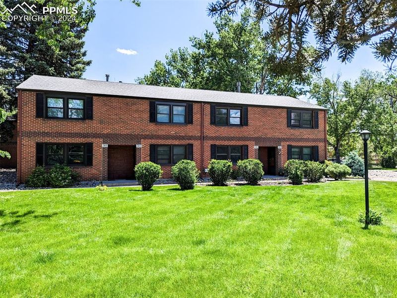 2411 Paseo Rd, Colorado Springs, CO 80907