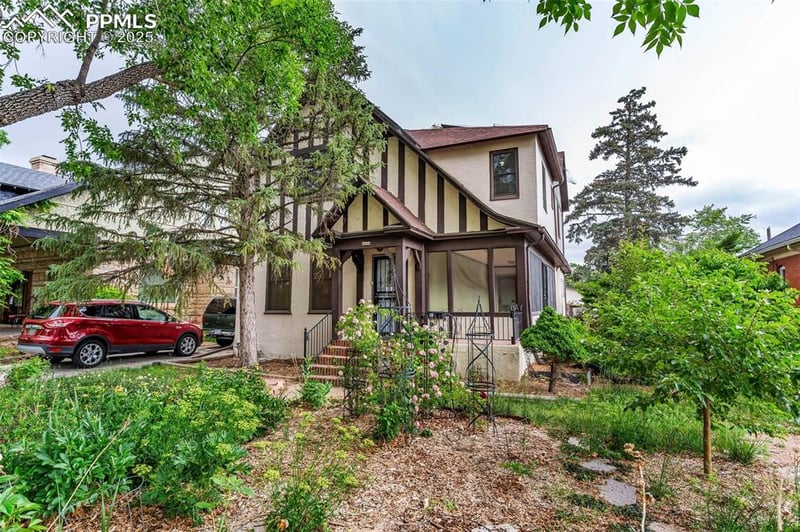 2414 N Greenwood St, Pueblo, CO 81003