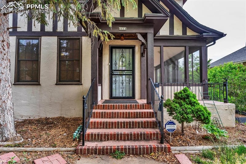 2414 N Greenwood St, Pueblo, CO 81003