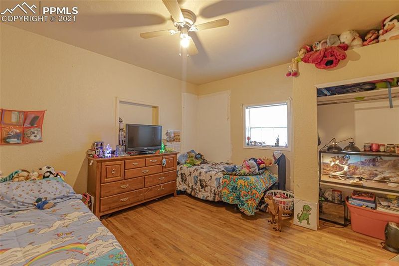 2414 E Routt Ave, Pueblo, CO 81004