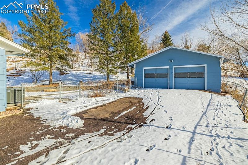 2415 Camelot Ct, Colorado Springs, CO 80904