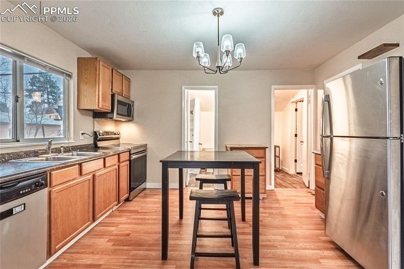 2415 Hagerman St, Colorado Springs, CO 80904