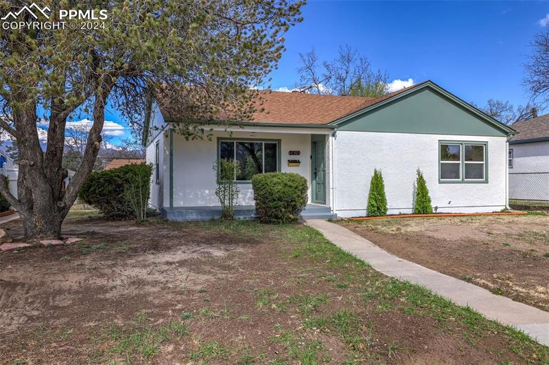 2416 N Logan Ave, Colorado Springs, CO 80907