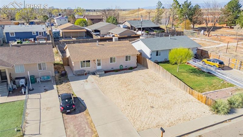 2418 W 18th St, Pueblo, CO 81003