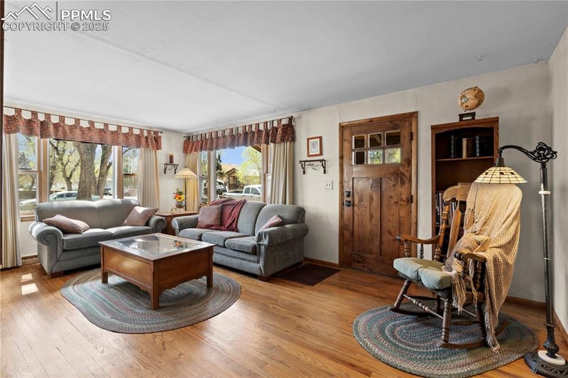 2418 Hagerman St, Colorado Springs, CO 80904