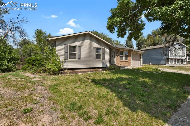 2418 Payne Cir, Colorado Springs, CO 80916