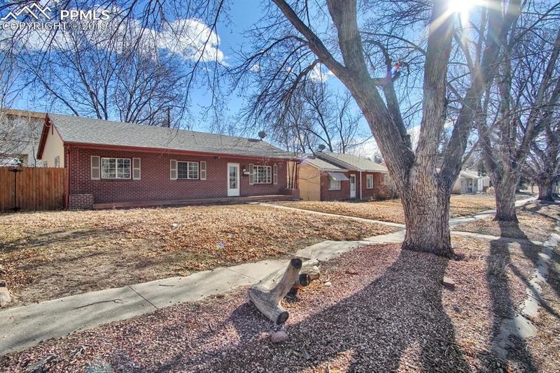 2419 N Meade Ave, Colorado Springs, CO 80907