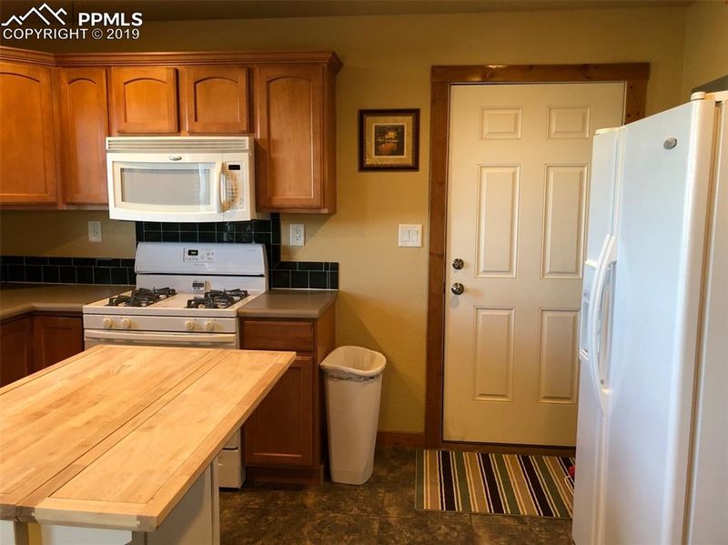 242 Fuller Dr #B, Fairplay, CO 80440