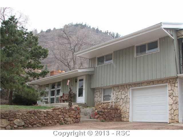 242 Thompson Pl, Palmer Lake, CO 80133