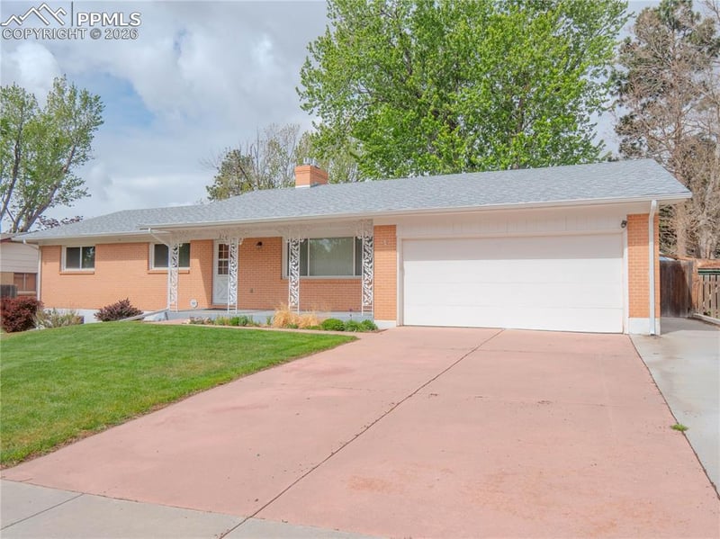 2420 San Carlos Cir, Colorado Springs, CO 80909