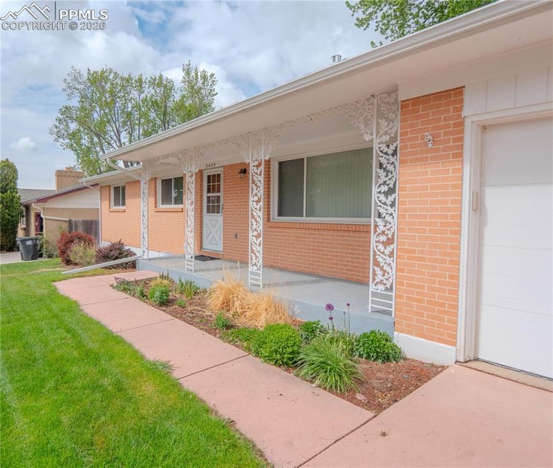 2420 San Carlos Cir, Colorado Springs, CO 80909
