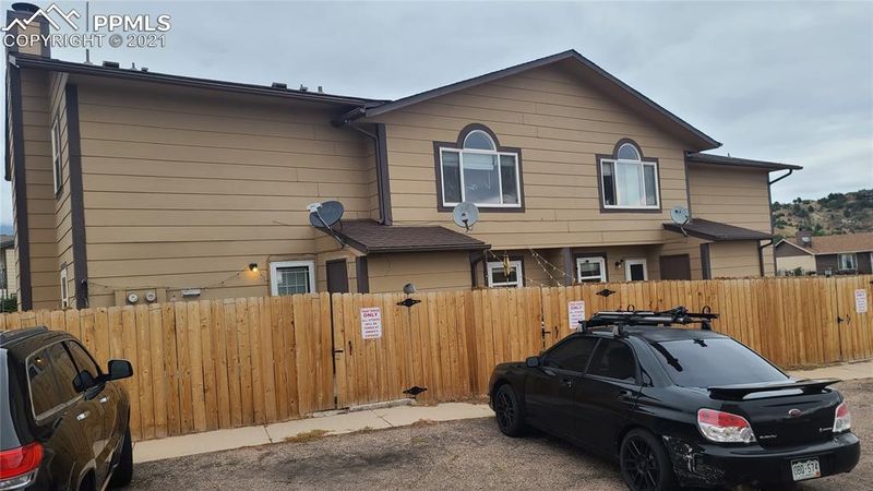 2420 Split Rock Dr, Colorado Springs, CO 80919