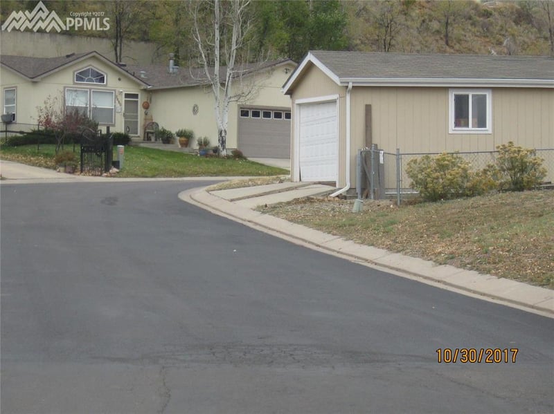 2420 Wheaton Dr, Colorado Springs, CO 80904