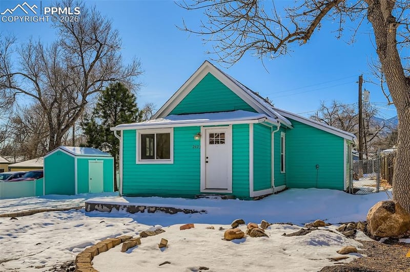 2423 St Vrain St, Colorado Springs, CO 80904