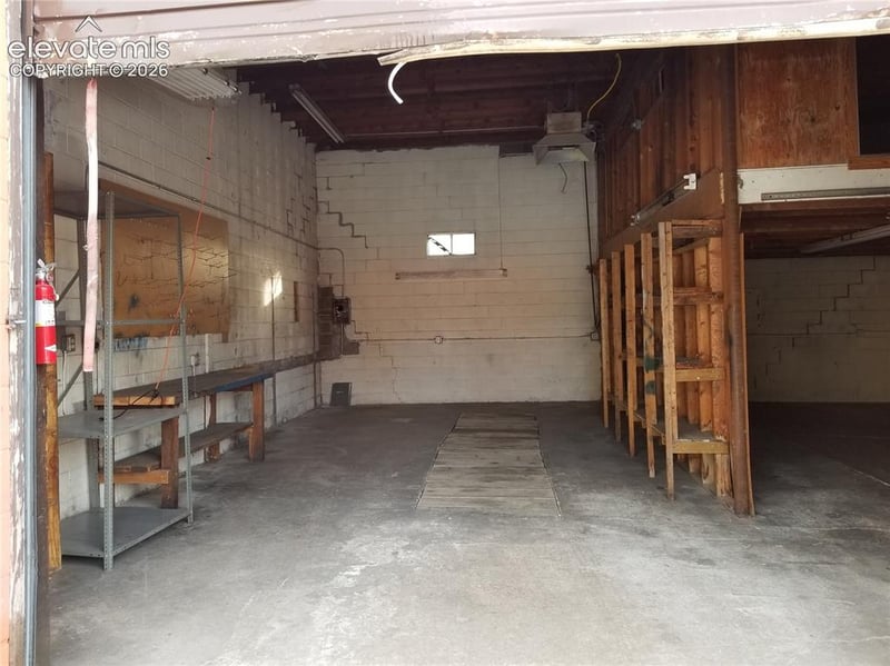 2423 St Vrain St, Colorado Springs, CO 80909