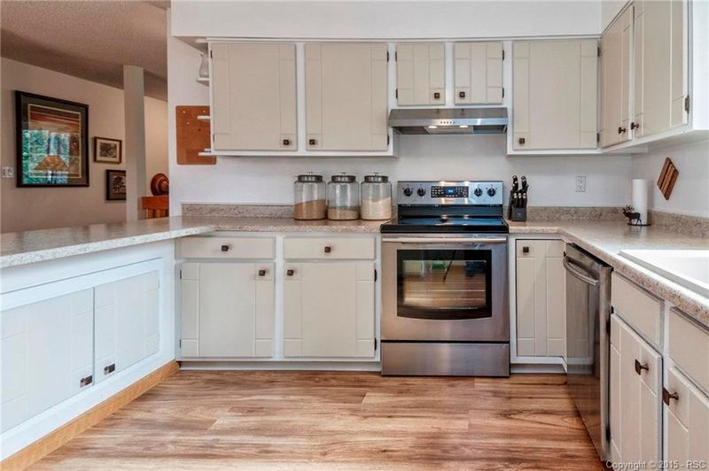 2425 Maroon Bells Ave, Colorado Springs, CO 80918