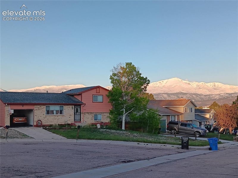 2425 Telemark Ct, Colorado Springs, CO 80918