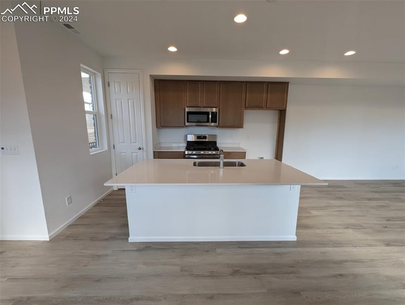 2428 Vanhoutte Vw, Colorado Springs, CO 80915