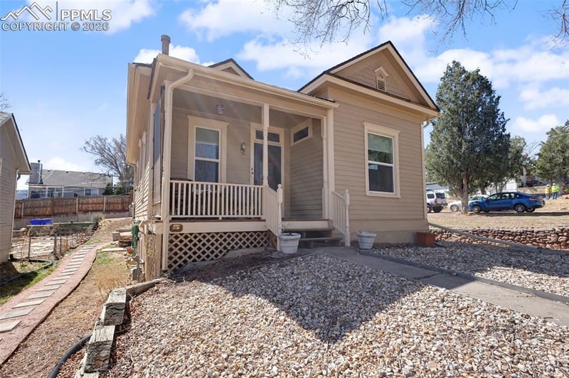 2429 Platte Ave, Colorado Springs, CO 80904