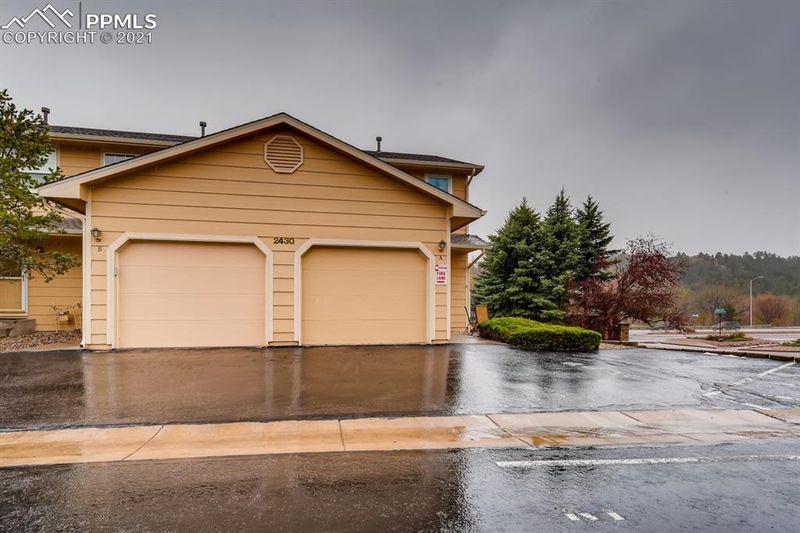 2430 Hamlet Ln #A, Colorado Springs, CO 80918