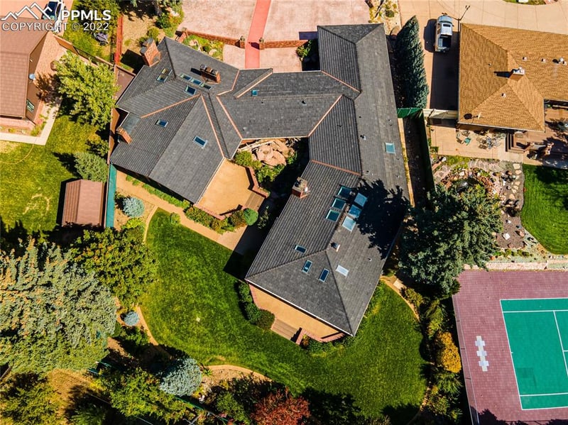 2430 Mesa Rd, Colorado Springs, CO 80904