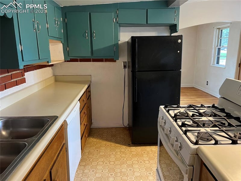 2431 Dale St, Colorado Springs, CO 80909