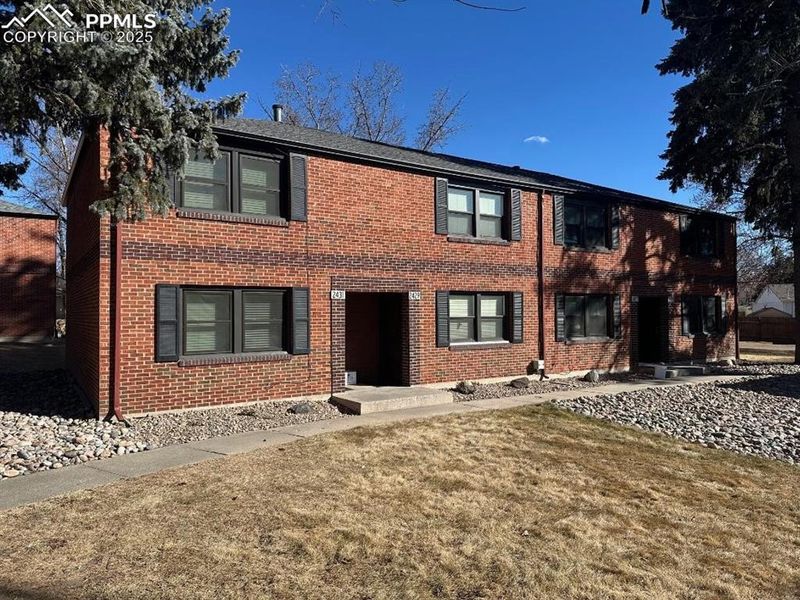 2431 Paseo Rd, Colorado Springs, CO 80907
