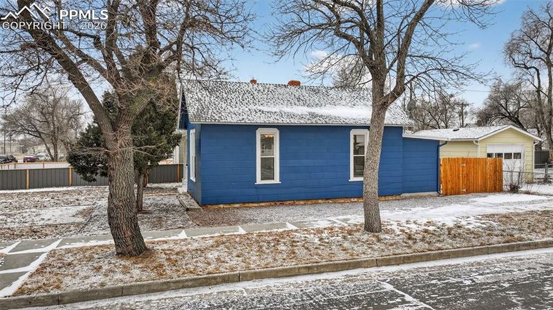 2432 N Weber St, Colorado Springs, CO 80907