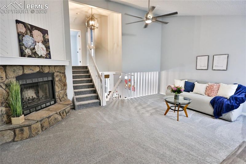 2433 Shawnee Dr, Colorado Springs, CO 80915