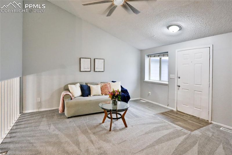 2433 Shawnee Dr, Colorado Springs, CO 80915