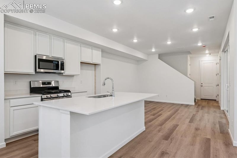 2438 Serviceberry Grv, Colorado Springs, CO 80915