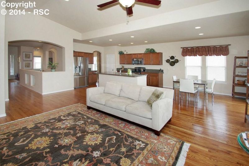 2439 Ledgewood Dr, Colorado Springs, CO 80921