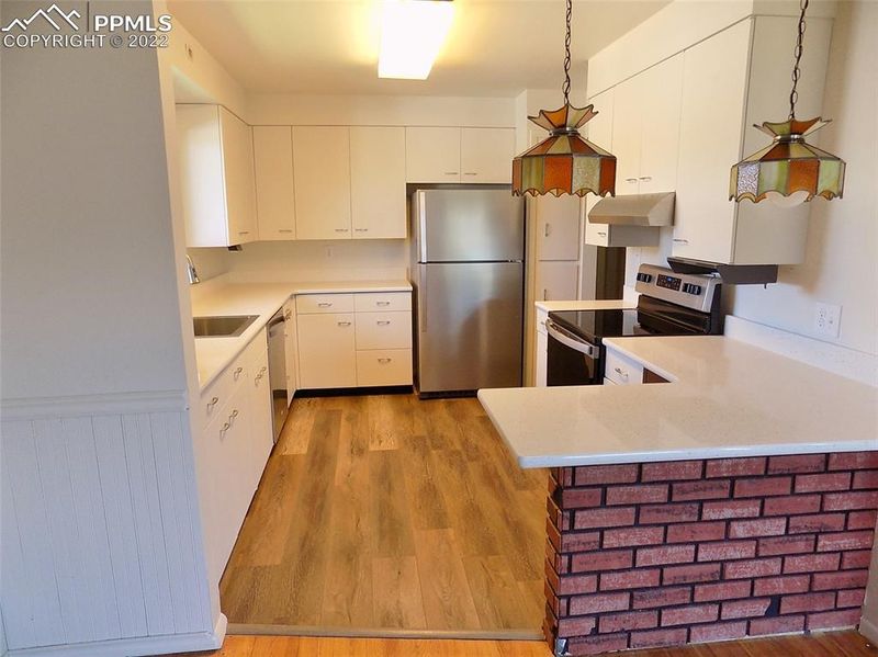 244 Cunningham Dr, Colorado Springs, CO 80911
