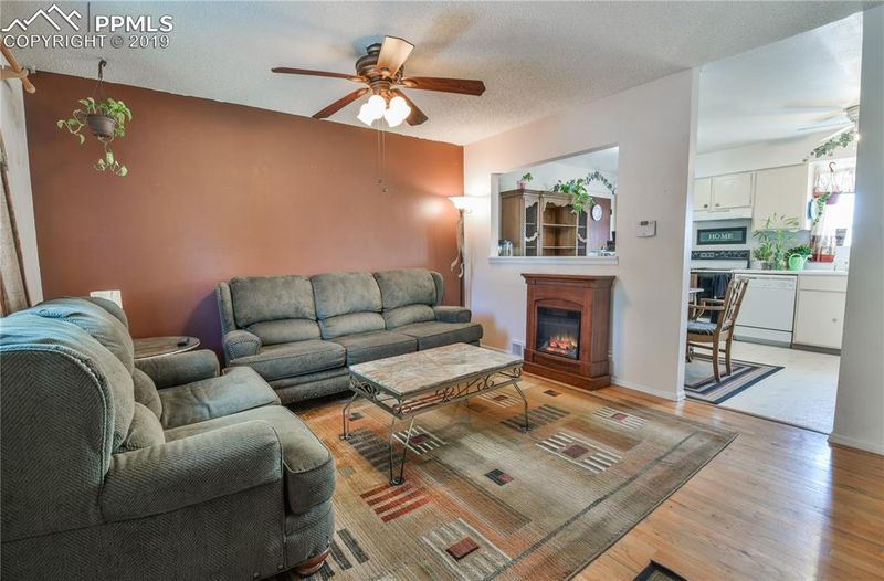 244 Darwin Pl, Colorado Springs, CO 80916