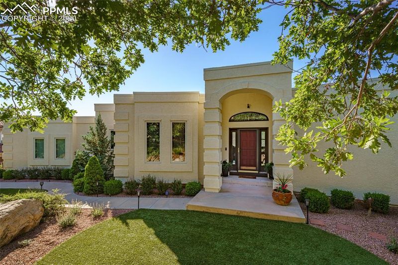 245 Thames Dr, Colorado Springs, CO 80906