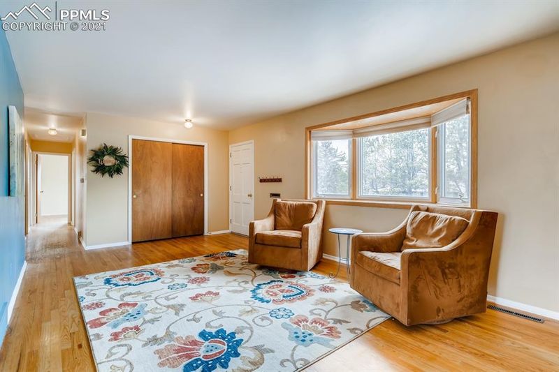 2452 N Circle Dr, Colorado Springs, CO 80909