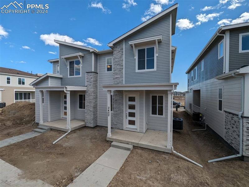 2452 Vanhoutte Vw, Colorado Springs, CO 80915