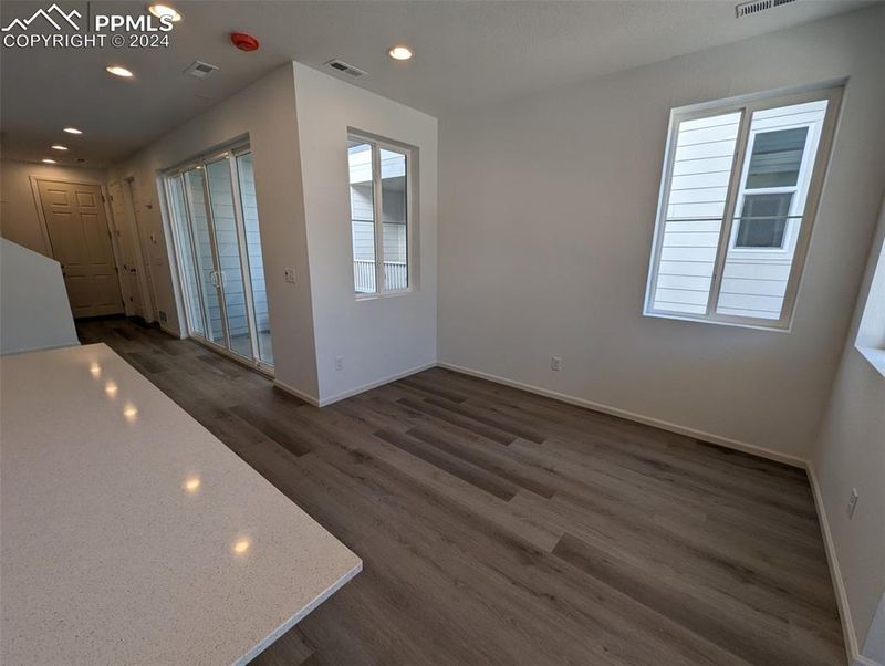 2452 Vanhoutte Vw, Colorado Springs, CO 80915