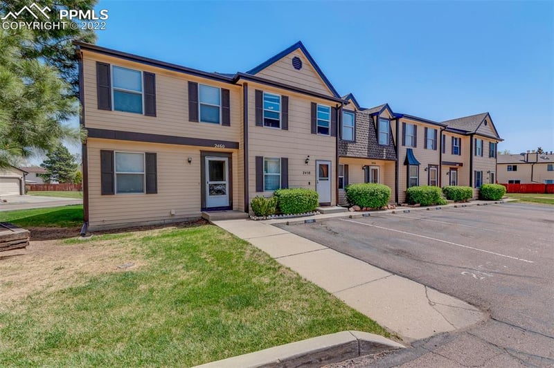 2458 Lexington Village Ln, Colorado Springs, CO 80916