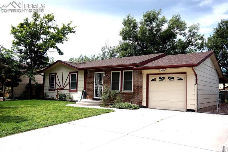 2460 E Payne Cir, Colorado Springs, CO 80916