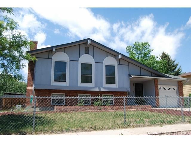 2466 Cather Cir, Colorado Springs, CO 80916