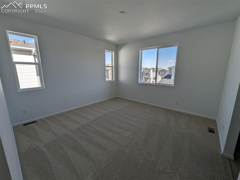 2467 Hannah Ridge Dr, Colorado Springs, CO 80915