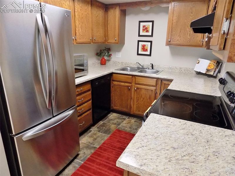 2470 Hamlet Ln #D, Colorado Springs, CO 80918