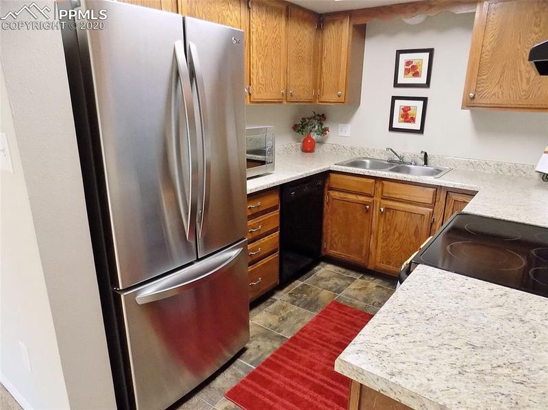 2470 Hamlet Ln #D, Colorado Springs, CO 80918