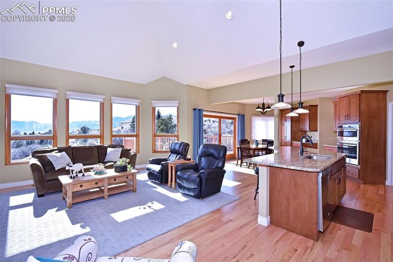 2475 Brogans Bluff Dr, Colorado Springs, CO 80919
