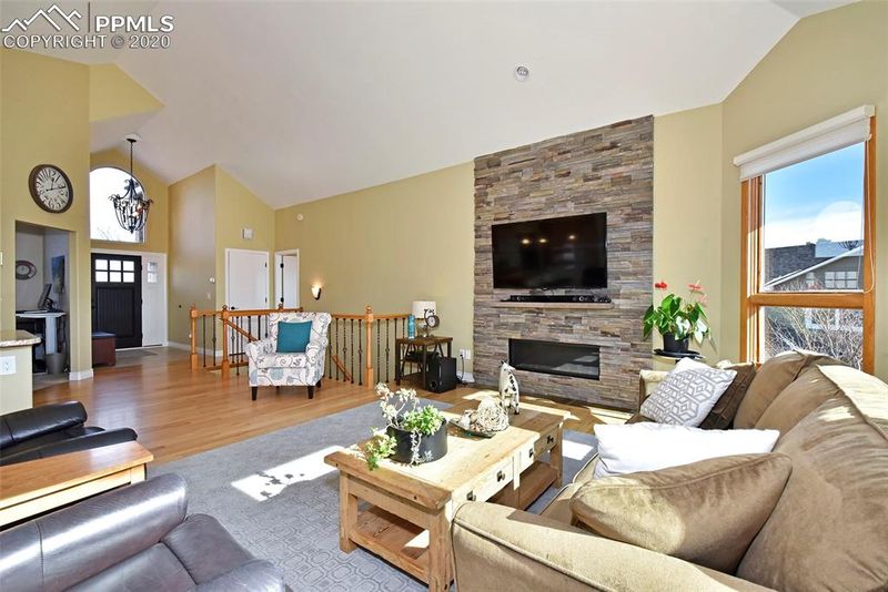 2475 Brogans Bluff Dr, Colorado Springs, CO 80919